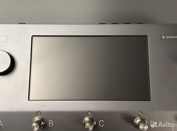 Стекло на экран Quad Cortex