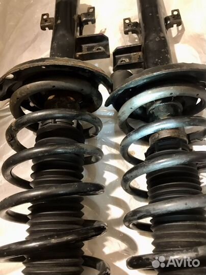 Амортизаторы Land Rover Freelander II задние