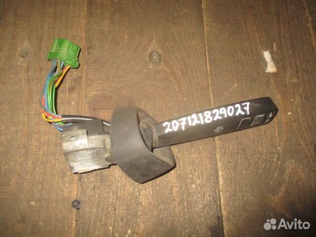 Переключатель стеклоочистителя Volvo 20424046