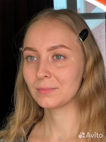 Окрашивание бровей