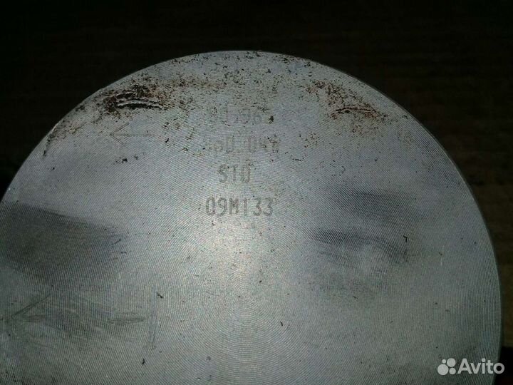 Комплект поршней 1.8 ADR Volkswagen Passat B5