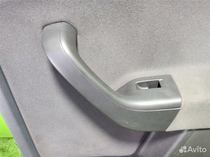 Обшивка двери задней правой volkswagen Golf Plus