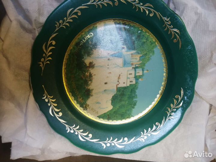 Коллекционные тарелочки разных городов
