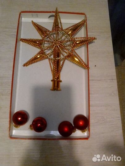 Игрушки на ёлку.Стекло