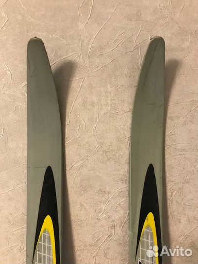 Беговые лыжи