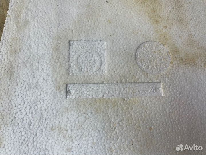 Шумоизоляция пола передняя правая Renault Logan