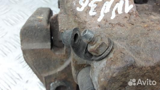 Суппорт тормозной передний правый land rover range