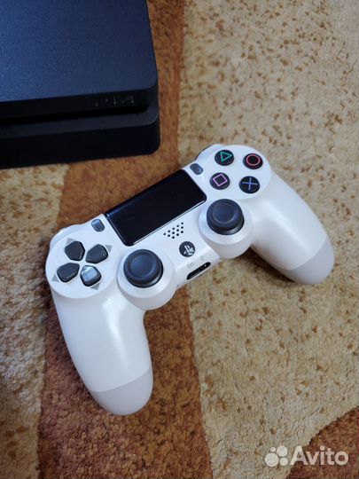 Xbox 360e 250Gb фрибут