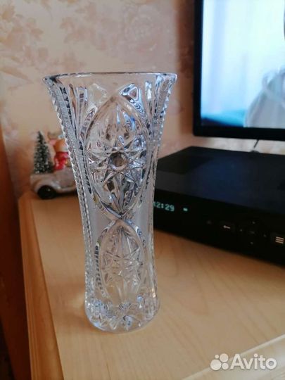 Хрустальная ваза