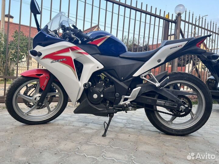 Honda CBR 250R