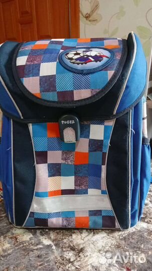 Портфель школьный для мальчика