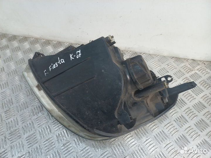 Фара 2S6X13W029AJ Ford Fiesta 5 (2002-2009)