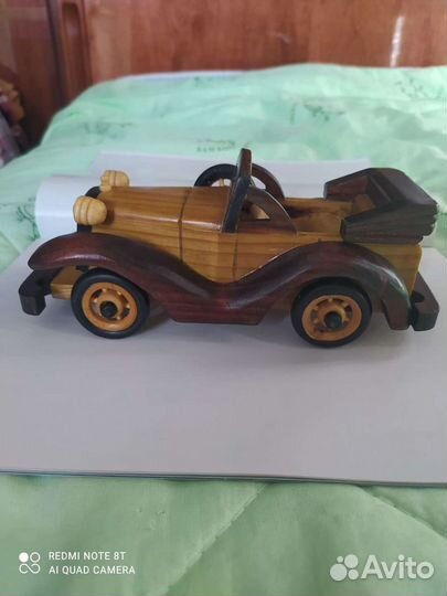 Сувениры из дерева