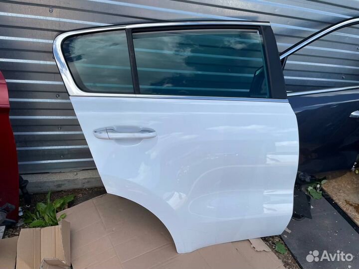 Задняя правая дверь Киа Спортейдж 4 QL