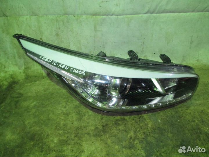 Фара правая Kia Ceed 2012-2018 (ксенон С ходовыми