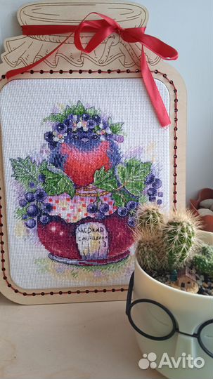 Вышитая картина Певчая Смородинка