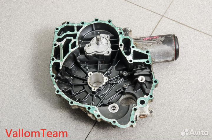 Лот SD3-75(1) Крышка двигателя гидроцикла BRP RXT