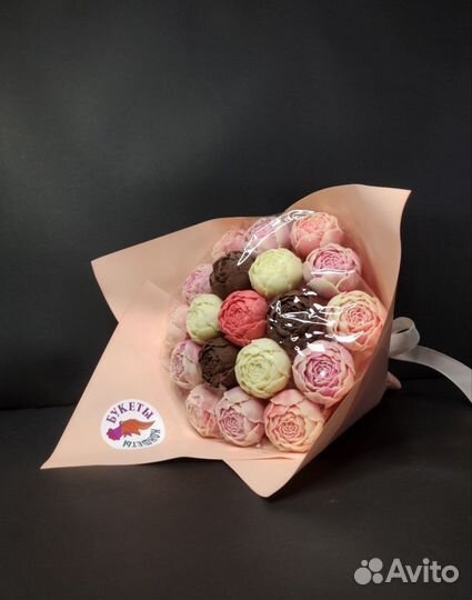 Шоколадные Пионы - 19 шт в Букете