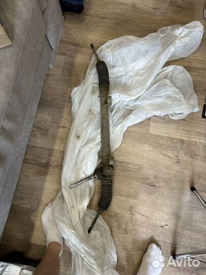 Рулевая рейка Nissan Juke