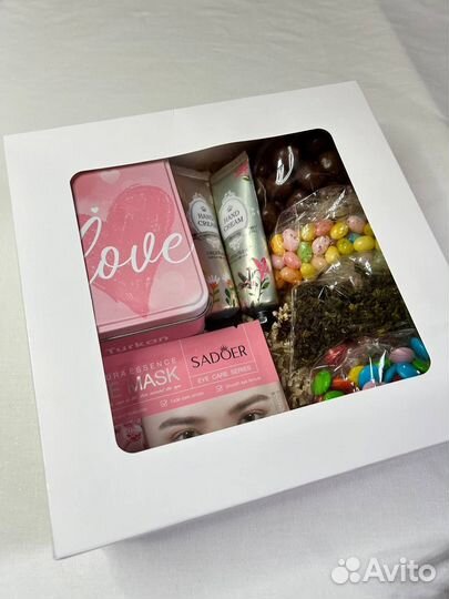 Подарок на 8 марта, день рождения девушке, жене