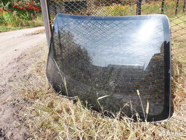 Стекло заднее ауди 100 С4 А6С4