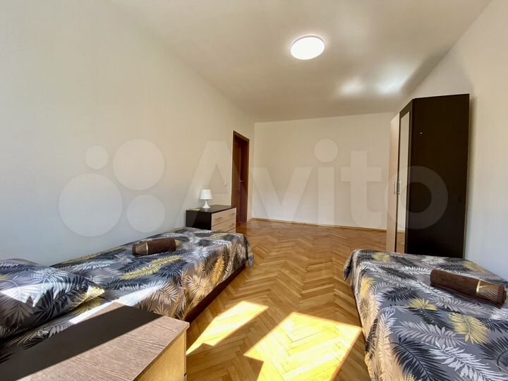 2-к. квартира, 60 м², 5/16 эт.