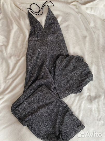 Вечрений комбинезон stradivarius