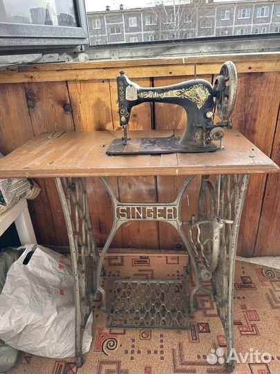 Швейная машина singer