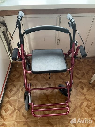 Инвалидная коляска