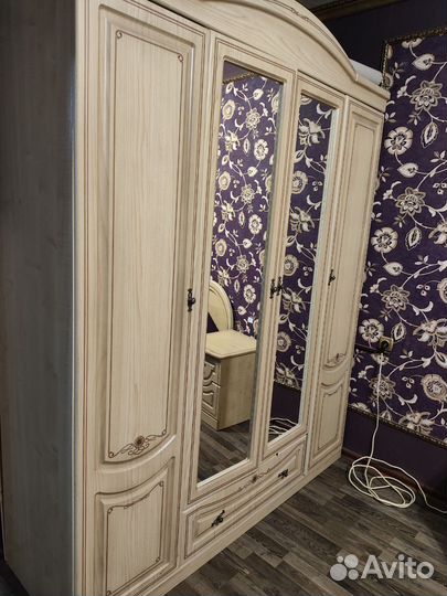 Спальный гарнитур бу