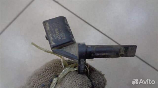 Датчик ABS задний правый Volkswagen Phaeton 2002