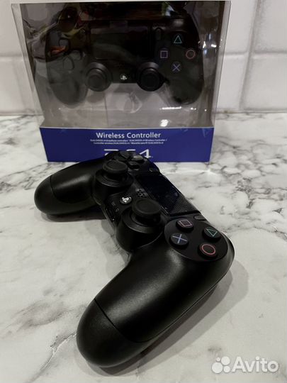 Геймпады PS4 Dualshock 4 (Новый черный)