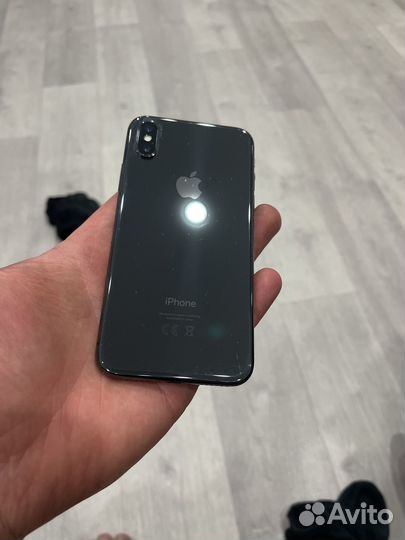 iPhone X, 64 ГБ