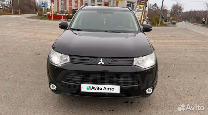 Mitsubishi Outlander 2.4 CVT, 2013, 215 000 км