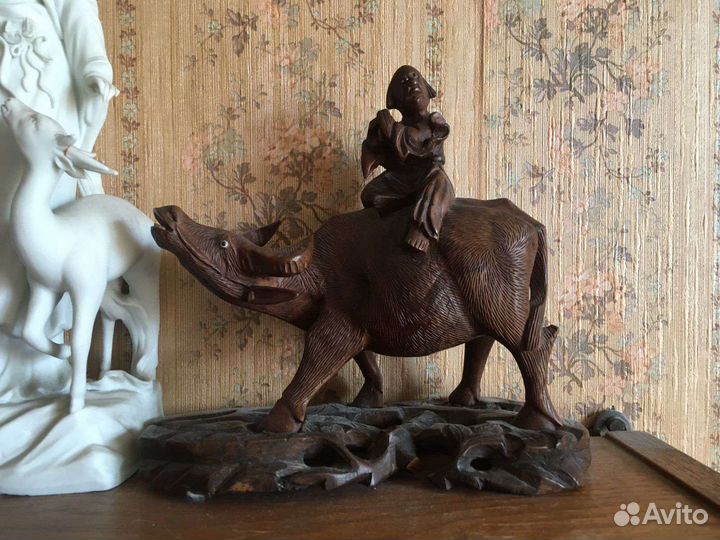 Статуэтки деревянные. Старый Китай