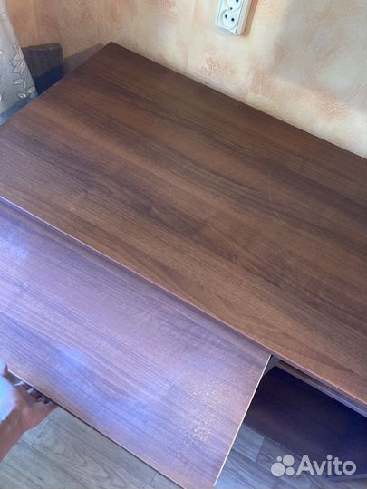 Компьютерный стол 120*58