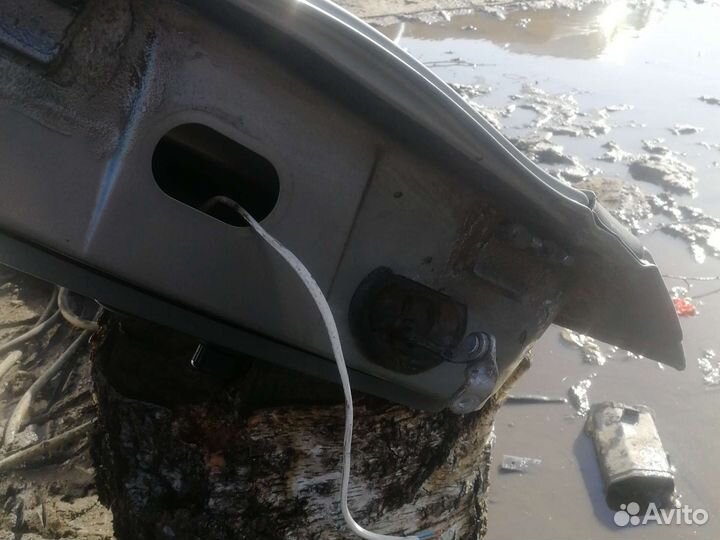 Задняя левая дверь рено меган 1