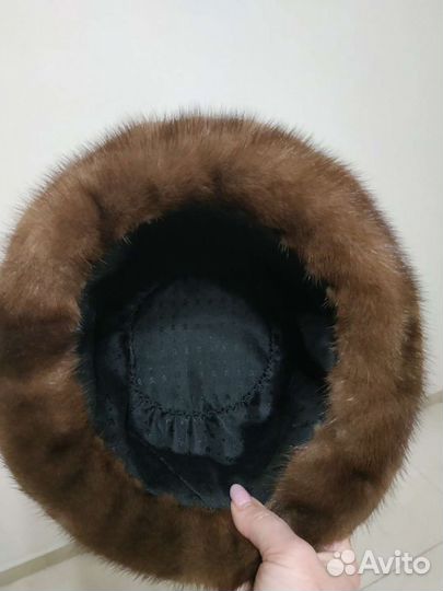 Шапка норковая. Есть норковый воротник
