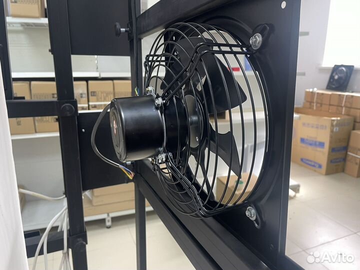Вентилятор вытяжной осевой 30см