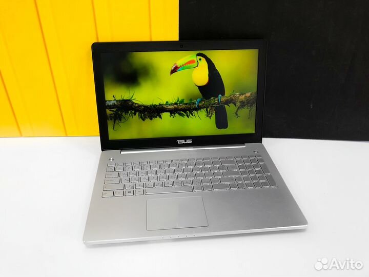 Ноутбук Asus i7 Geforce GT