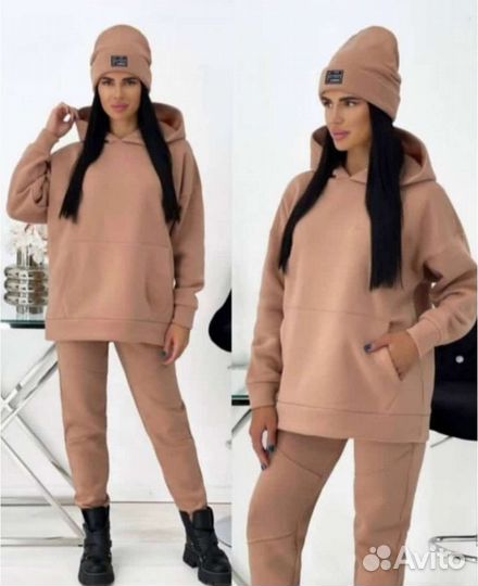 Спортивный костюм женский