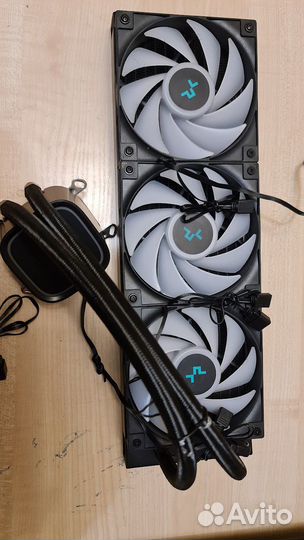 Система водяного охлаждения Deepcool LE 270