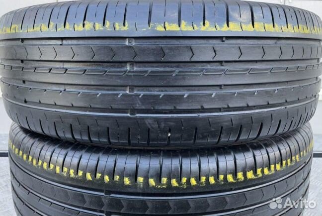 Continental ContiPremiumContact 5 215/65 R16