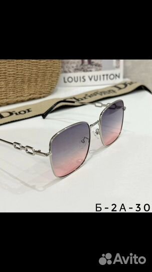 Солнцезащитные очки женские новые