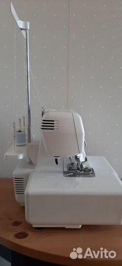 Оверлок Family ML645D