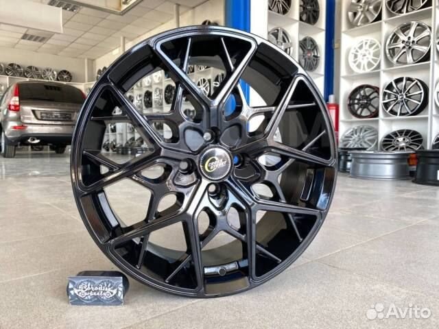 CrossStreet 5/110 R17 CR-20 GMF