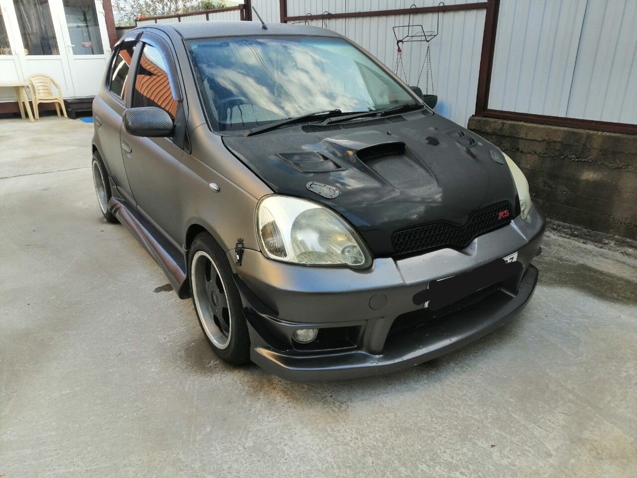 Toyota Vitz: фото владельца