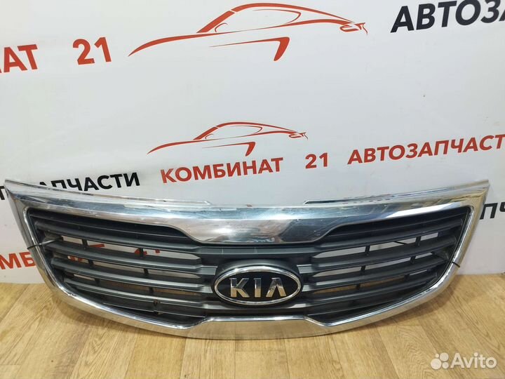 Решетка радиатора Kia Sportage 3 SL