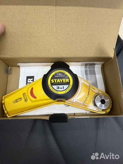 Уровень с приспособлением для сверления Stayer