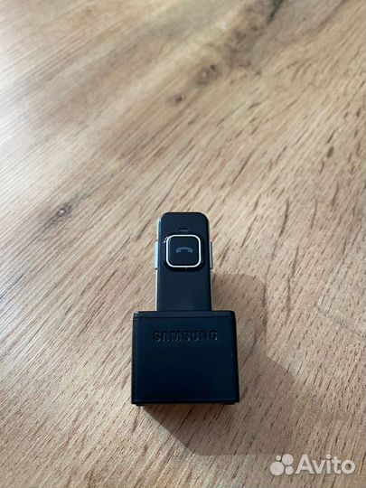 Bluetooth гарнитура samsung